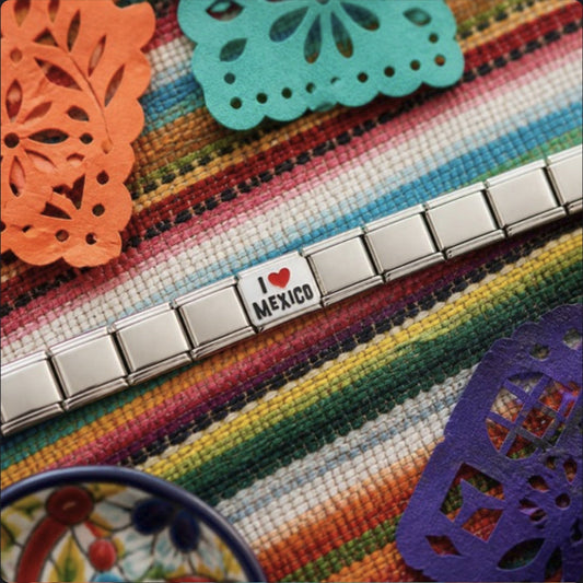 I Heart Mexico Italian Charm on a bracelet, flat lay